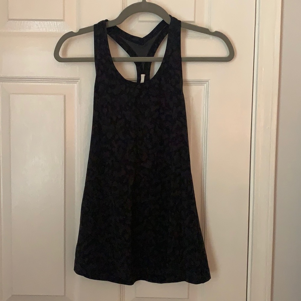 Lululemon tank top!